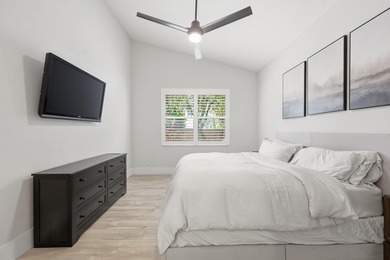 Natural Beauty! Corner lot - This 3/2/2 split plan is ready for on Ironhorse Country Club in Florida - for sale on GolfHomes.com, golf home, golf lot