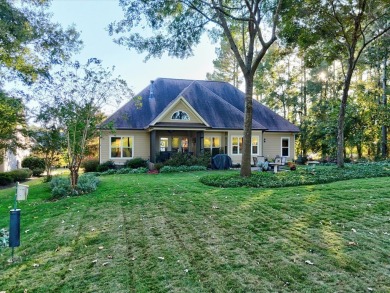 This beautiful 3 or 4-bedroom, 3.5-bath home is nestled on a on The Patriot Golf Club At Grand Harbor in South Carolina - for sale on GolfHomes.com, golf home, golf lot