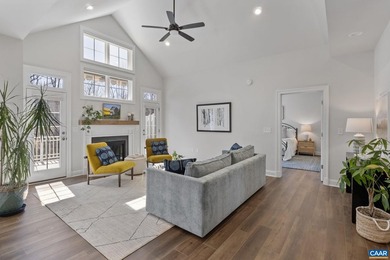 One level living.  Well maintained Old Trail end unit *villa* on Old Trail Golf Club in Virginia - for sale on GolfHomes.com, golf home, golf lot