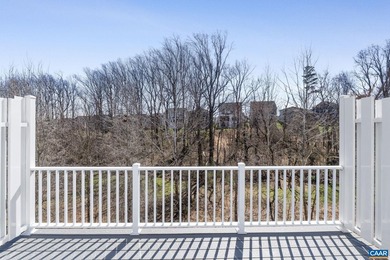 One level living.  Well maintained Old Trail end unit *villa* on Old Trail Golf Club in Virginia - for sale on GolfHomes.com, golf home, golf lot