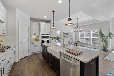 One level living.  Well maintained Old Trail end unit *villa* on Old Trail Golf Club in Virginia - for sale on GolfHomes.com, golf home, golf lot