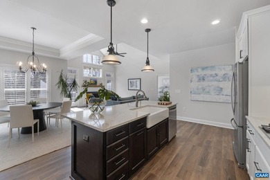 One level living.  Well maintained Old Trail end unit *villa* on Old Trail Golf Club in Virginia - for sale on GolfHomes.com, golf home, golf lot