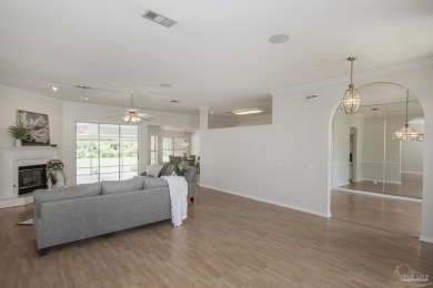 Great home in Stonebrook Village just steps from the clubhouse! on Stonebrook Golf Club in Florida - for sale on GolfHomes.com, golf home, golf lot