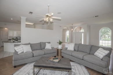 Great home in Stonebrook Village just steps from the clubhouse! on Stonebrook Golf Club in Florida - for sale on GolfHomes.com, golf home, golf lot