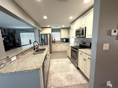 Retiring, downsizing? - this is the home for you! Beautifully on Leisureville Community Association in Florida - for sale on GolfHomes.com, golf home, golf lot