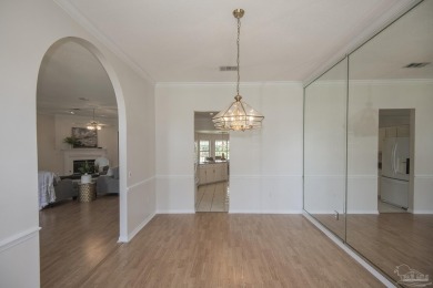 Great home in Stonebrook Village just steps from the clubhouse! on Stonebrook Golf Club in Florida - for sale on GolfHomes.com, golf home, golf lot