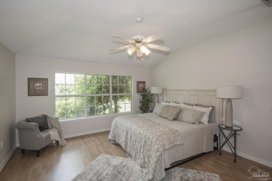 Great home in Stonebrook Village just steps from the clubhouse! on Stonebrook Golf Club in Florida - for sale on GolfHomes.com, golf home, golf lot