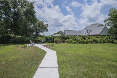 Great home in Stonebrook Village just steps from the clubhouse! on Stonebrook Golf Club in Florida - for sale on GolfHomes.com, golf home, golf lot