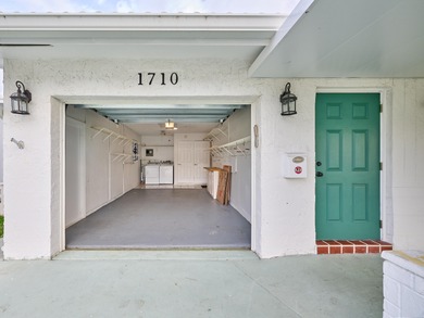 MOVE-IN READY! CLEAN! QUICK CLOSING AVAILABLE! This is the on Leisureville Community Golf Course in Florida - for sale on GolfHomes.com, golf home, golf lot