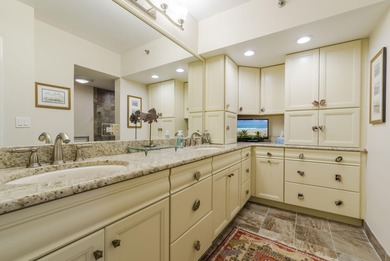 First floor luxury condominium on the golf course of Jonathan's on Jonathans Landing Golf Club in Florida - for sale on GolfHomes.com, golf home, golf lot