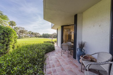 First floor luxury condominium on the golf course of Jonathan's on Jonathans Landing Golf Club in Florida - for sale on GolfHomes.com, golf home, golf lot