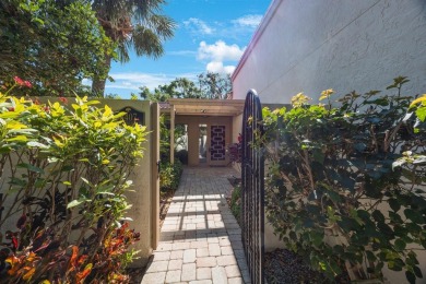MOVE IN READY!! Discover the perfect blend of comfort and on IMG Academies Golf and Country Club in Florida - for sale on GolfHomes.com, golf home, golf lot