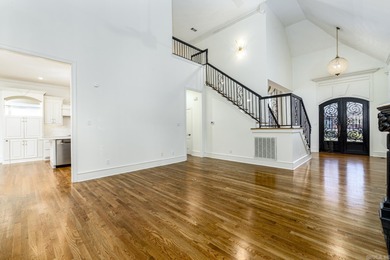 Exquisite home nestled in the gated golf course neighborhood of on Chenal Country Club - Bear Den Mountain in Arkansas - for sale on GolfHomes.com, golf home, golf lot