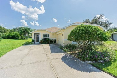 Welcome to your ideal Florida retirement retreat! This move-in on The Groves Golf and Country Club in Florida - for sale on GolfHomes.com, golf home, golf lot