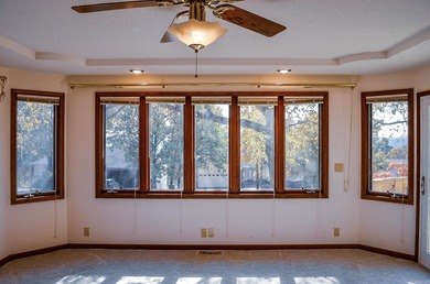 BREATHTAKING Mountain Views! Majestic 2 story home with plenty on DeSoto Golf Course in Arkansas - for sale on GolfHomes.com, golf home, golf lot