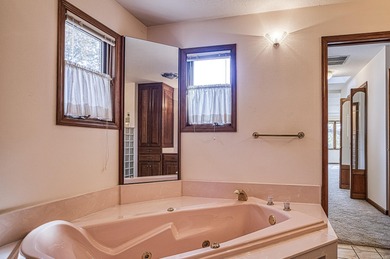 BREATHTAKING Mountain Views! Majestic 2 story home with plenty on DeSoto Golf Course in Arkansas - for sale on GolfHomes.com, golf home, golf lot