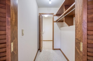 BREATHTAKING Mountain Views! Majestic 2 story home with plenty on DeSoto Golf Course in Arkansas - for sale on GolfHomes.com, golf home, golf lot