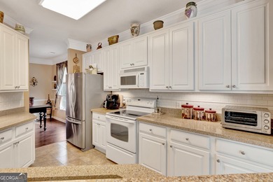 Beautiful 2 Bedroom, 2 Bath Ranch in Pristine Condition - Corner on Braelinn Golf Club in Georgia - for sale on GolfHomes.com, golf home, golf lot