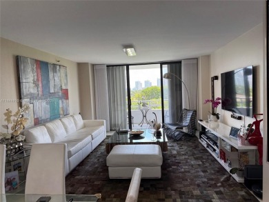 Spacious 3BR/3BA unit at DELVISTA Towers, Unit 517. Enjoy on Turnberry Isle Resort and Club in Florida - for sale on GolfHomes.com, golf home, golf lot