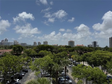 Spacious 3BR/3BA unit at DELVISTA Towers, Unit 517. Enjoy on Turnberry Isle Resort and Club in Florida - for sale on GolfHomes.com, golf home, golf lot