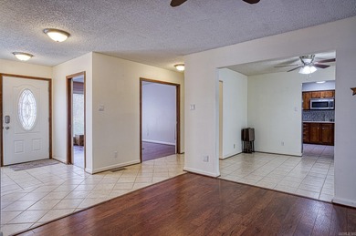 Beautifully maintained 3-bed, 3-bath home offering rare on DeSoto Golf Course in Arkansas - for sale on GolfHomes.com, golf home, golf lot