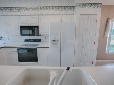 Under contract-accepting backup offers. One or more photo(s) has on Pennbrooke Fairways in Florida - for sale on GolfHomes.com, golf home, golf lot