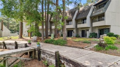Welcome to easy living in Mallards Cove at Woodlake Country on Woodlake Country Club in North Carolina - for sale on GolfHomes.com, golf home, golf lot