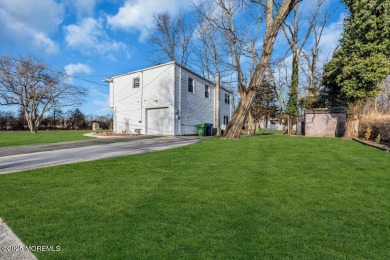 This beautiful 3 bedrooms and 2 full baths can be yours.
Home on Jumping Brook Country Club in New Jersey - for sale on GolfHomes.com, golf home, golf lot