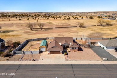 Nice curb appeal, 3-bedroom 2 bath home in a well-established on Snowflake Municipal Golf Course in Arizona - for sale on GolfHomes.com, golf home, golf lot