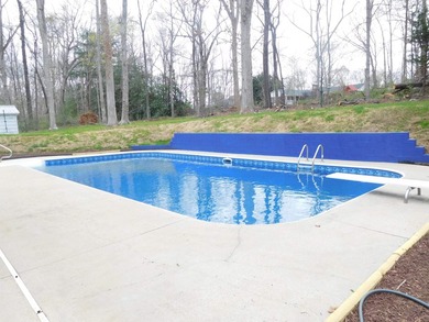 This stunning 3 bedroom, 2.5 bath home has been completely on Cherokee National Golf and Country Club in South Carolina - for sale on GolfHomes.com, golf home, golf lot