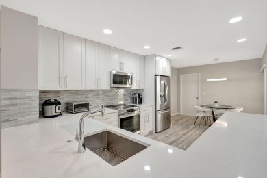 SELLER WILL PAY BUYERS 1X CAP. CONTRIBUTION OF 4% SALES PRICE W/ on Boca Delray Golf and Country Club in Florida - for sale on GolfHomes.com, golf home, golf lot