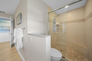 This 4BR/3BA CBS pool home sits on a private 1-acre cul-de-sac on Evergreen Club in Florida - for sale on GolfHomes.com, golf home, golf lot