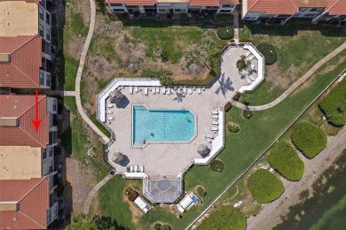 BEST PRICE IN ISLA DEL SOL! This spacious 2BR condo has on Isla Del Sol Yacht and Country Club in Florida - for sale on GolfHomes.com, golf home, golf lot