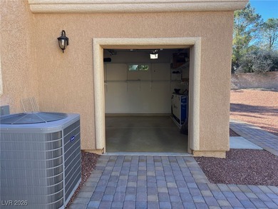 Sun City Summerlin beauty with huge lot, in a cul d sac on Highland Falls Golf Club in Nevada - for sale on GolfHomes.com, golf home, golf lot