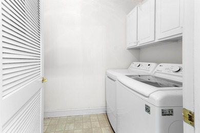 Spacious, 3-bedroom, 2-bath condo in Windsor Green..With one of on  in South Carolina - for sale on GolfHomes.com, golf home, golf lot