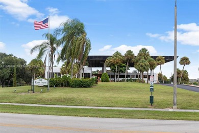 Great opportunity to own a beautiful apartment in a quiet 55+ on Inverrary Country Club in Florida - for sale on GolfHomes.com, golf home, golf lot