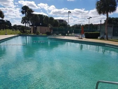 Great opportunity to own a beautiful apartment in a quiet 55+ on Inverrary Country Club in Florida - for sale on GolfHomes.com, golf home, golf lot