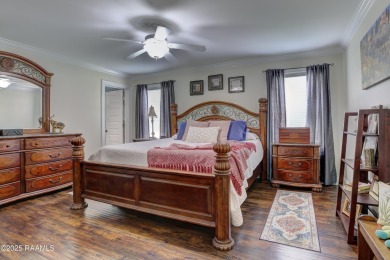 Welcome to this beautifully updated 3 bedroom, 2 bath home on Squirrel Run Golf Courses in Louisiana - for sale on GolfHomes.com, golf home, golf lot