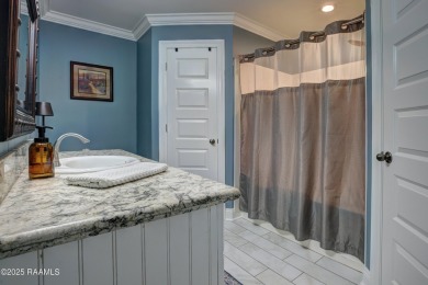 Welcome to this beautifully updated 3 bedroom, 2 bath home on Squirrel Run Golf Courses in Louisiana - for sale on GolfHomes.com, golf home, golf lot