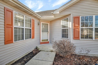 Welcome to this pristine ranch end-unit located in a on The Links at Carillon in Illinois - for sale on GolfHomes.com, golf home, golf lot