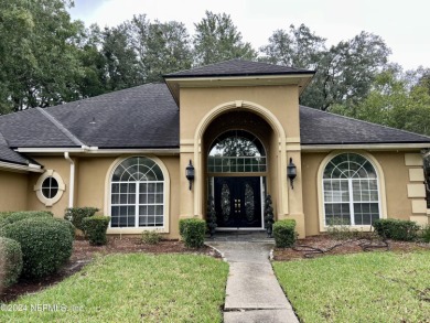 ''Seller offering $15,000 toward Buyer's Closing Cost or Rate on Country Club of Orange Park in Florida - for sale on GolfHomes.com, golf home, golf lot