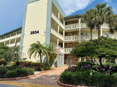 ACTIVE 55+ Wynmoor community! This second floor condo is on Wynmoor Golf Course in Florida - for sale on GolfHomes.com, golf home, golf lot