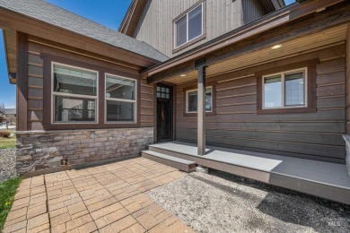 This 3,260 sq ft 4-bedroom, 2.5-bathroom home with a bonus room on McCall Municipal Golf Course in Idaho - for sale on GolfHomes.com, golf home, golf lot