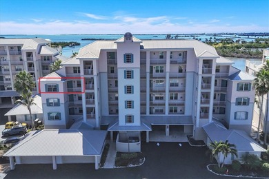 Renovated 4th floor 3 bed and 2 bath end unit with enclosed on Coral Creek Club in Florida - for sale on GolfHomes.com, golf home, golf lot