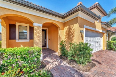 PRICE REDUCTION!!! PRICED TO SELL!!! DON'T MISS OUT!!! Luxury on Sarasota National Golf Club in Florida - for sale on GolfHomes.com, golf home, golf lot