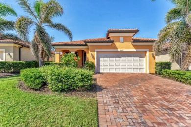 PRICE REDUCTION!!! PRICED TO SELL!!! DON'T MISS OUT!!! Luxury on Sarasota National Golf Club in Florida - for sale on GolfHomes.com, golf home, golf lot