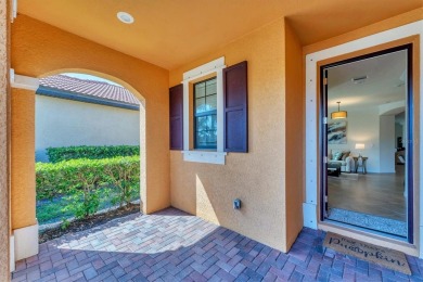 PRICE REDUCTION!!! PRICED TO SELL!!! DON'T MISS OUT!!! Luxury on Sarasota National Golf Club in Florida - for sale on GolfHomes.com, golf home, golf lot