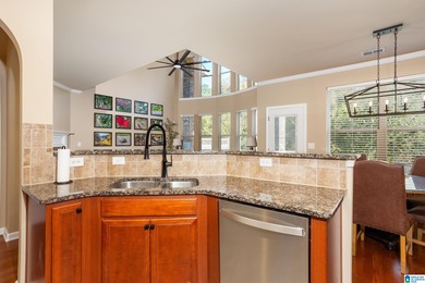 STRESS FREE LIVING in Cider Ridge! End unit provides privacy on Cider Ridge Golf Club in Alabama - for sale on GolfHomes.com, golf home, golf lot