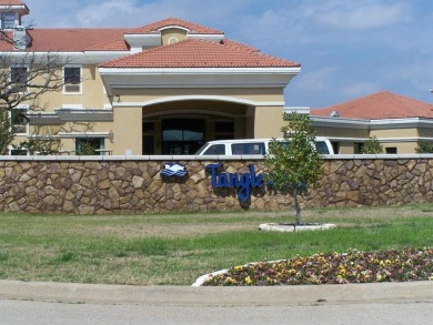 2 bedroom condo with vinyl plank floors. Open floor plan on Tanglewood Resort in Texas - for sale on GolfHomes.com, golf home, golf lot