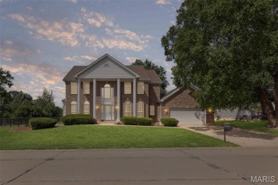 Your chance to live in The Orchards Golf Club! This spacious on The Orchards Golf Club in Illinois - for sale on GolfHomes.com, golf home, golf lot